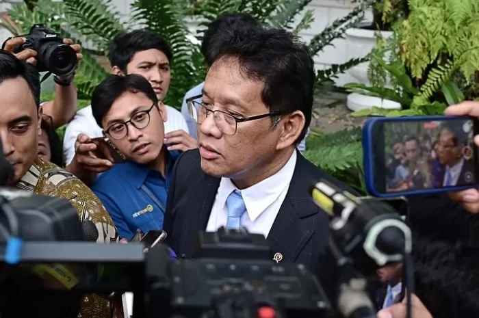 Dapur Fiktif Menggoyah MBG Menkeu Purbaya Turun Tangan Amankan Dana Rp99 Triliun