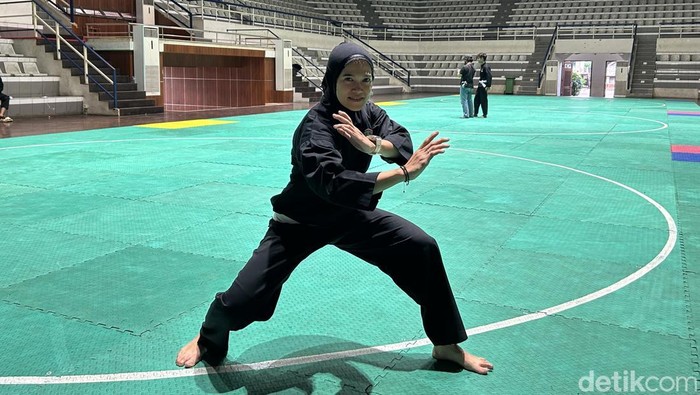 Puspa Arumsari Bidik Emas Ketiga di SEA Games Ukir Sejarah Pencak Silat
