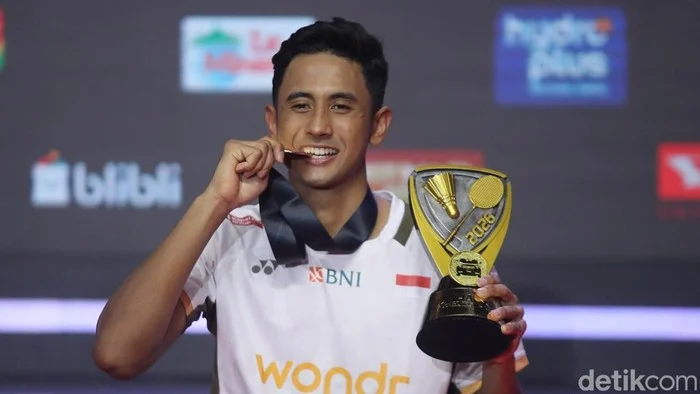 Alwi Farhan Guncang Indonesia Masters 2026! Indonesia Juara!
