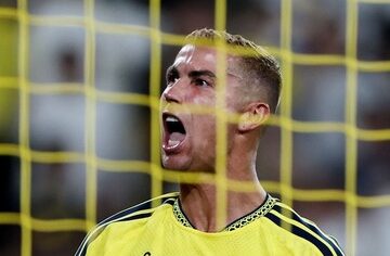 Cristiano Ronaldo Lupa Selebrasi Siuu di Laga Al Nassr