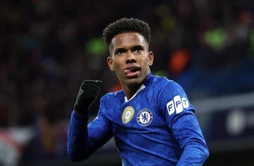 Estevao Pertimbangkan Peluang Tinggalkan Chelsea