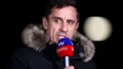 Neville Yakin Pertahanan Kokoh Bawa Arsenal Juara Liga Inggris
