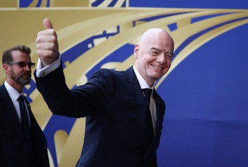 Samuel Eto’o Bela Presiden FIFA Gianni Infantino