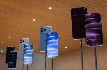 iPhone 18 Resmi Dijual di Malaysia, Warga Antre di Apple Store TRX
