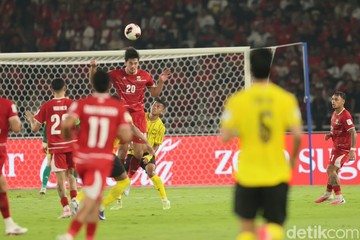 Indonesia Tahan Malaysia 0-0 dengan 10 Pemain, Netizen Puji Paes
