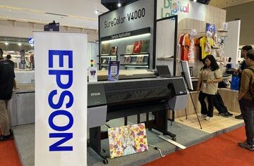 Epson Rilis SureColor V4000, Printer UV Flatbed A1+ Ringkas