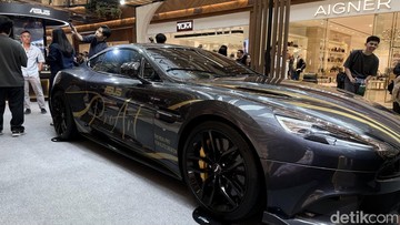 Peluncuran Asus ProArt P14 dan P16 Hadirkan Mobil Aston Martin