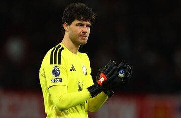 MU Gagal Menang lawan Tottenham, Senne Lammens Sebut Sepak Bola Kejam
