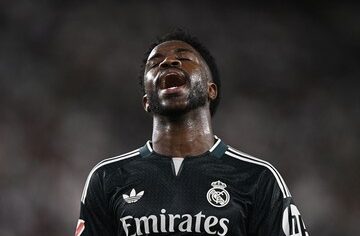 Jose Mourinho Sedih Melihat Penurunan Performa Vinicius