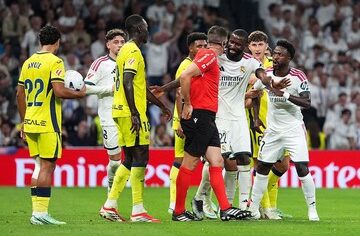 Vinicius Dikartu Merah, Antonio Ruediger Tahan Sang Winger